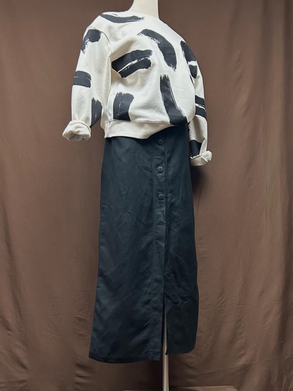 Vtg linen skirt button front midi straight skirt